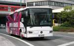mercedes-benz-o-550-integro BVO (BI BG 149) ist im Ruhrgebiet f�r die Ruhr2010 unterwegs.
Der Bus f�hrt f�r Collection Tours Touristen zu den 20 Ruhr Kunst Museen.
Aufgenommen am HBF Essen, 27.5.2010.