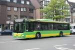 man-niederflurbus-3-generation-lions-city STOAG 666 (OB ST 9666) kommt hier mit der Linie 143 am Bahnhof Borbeck an.
1.6.2010