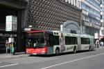 dusseldorf Rheinbahn 8323 (D XN 8323) macht Werbung f�r Em-Eukal.
D�sseldorf HBF, 2.6.2010