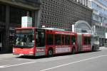 dusseldorf Rheinbahn 8327 (D XN 8327) macht Werbung f�r Granderath K�chen.
D�sseldorf HBF, 2.6.2010