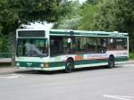 MAN Niederflurbus 1. Generation NVG-Wagen 245 steht am 26.7.10 abgestellt in der Lindenallee.