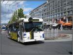 lausanne Trolleybus 728 der TL Lausanne, aufgenommen am 25.07.2009. �ber einen Hinweis zum Bustyp w�re ich dankbar, dann kann ich ihn auch in eine passende Typen-Kategorie einstellen.