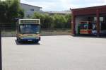 mercedes-benz-o-405-n-niederflur-stadtversion Dieser Mercedes Stadtbus steht auf dem Gel�nder der RVK in Bergheim, mit Bitburger Nummernschild und Lackierung der M�bus. Dieses Foto entstand vorm Betriebsgel�nde am Busbahnhof. 24.7.2010