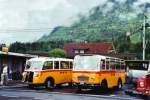 Berner Oberland 80 Jahre Postautostrecke auf die Griesalp: Schmid, Th�rishaus BE 26'760 Saurer/Gangloff (ex Geiger, Adelboden Nr. 3) und BE 26'105 Saurer/R&J (ex Geiger, Adelboden Nr. 9) am 29. Mai 2010 Reichenbach, Bahnhof