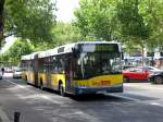 berlin Solaris Urbino auf der Linie 109 nach S+U Bahnhof Zoologischer Garten an der Haltestelle Charlottenburg Bleibtreustra�e.