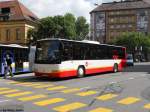 trn Nr. 272 (Volvo 8700LE) am 27.7.2010 beim Bhf. La-Chaux-de-Fonds ...