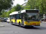 berliner-verkehrsbetriebe-bvg Volvo V7000 auf der Linie X10 nach S+U Bahnhof Zoologischer Garten an der Haltestelle Charlottenburg Olivaer Platz.