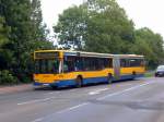 Mercedes-Gelenkbus auf der Linie ...  Alex 05.09.2010