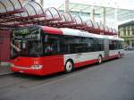 Solaris Urbino Solaris Gelenkbus 336 eingeteilt auf der Linie 2 im Busbahnhof vor dem SBB Bahnhof 28.10.2006