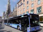 MB-Citaro verl�sst die Haltestelle ...  innviertel 02.04.2011