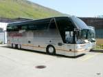 Ein Neoplan Reisecar bei ...  Hp. Teutschmann 30.04.2011