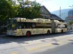 NAW Trolleybus Werbe Gelenk Trolleybus der VB Biel.. Bus Nr 90 Eingeteilt auf der Linie 4 vor dem SBB Bahnhof Biel-Bienne .. Foto vom 13.09.2006
