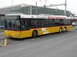 Postauto Post - MAN Bus SZ 45324 bei der Haltestelle neben dem Bahnhof von Samstagern am 15.02.2008
