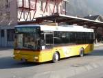 Postauto Postauto - MAN Kleinbus BE 614040 als Skibus unterwegs bei der Postautohaltestelle in Meiringen am 17.02.2008
