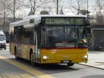 Postauto Postauto - Man Regiobus VD 392846 vor dem Bahnhof von Yverdon les Bains unterwegs nach Echallens am 19.01.2008