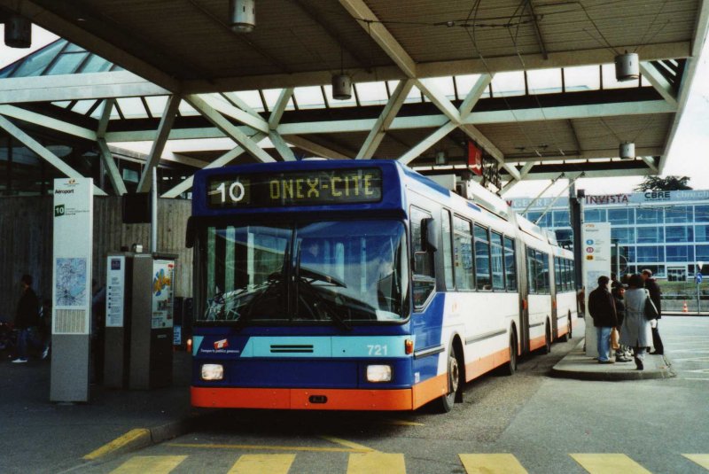 TPG Genve Nr. 721 NAW/Hess Doppelgelenktrolleybus (ex Nr. 709) am 8. Mrz 2009 Genve, Aroport