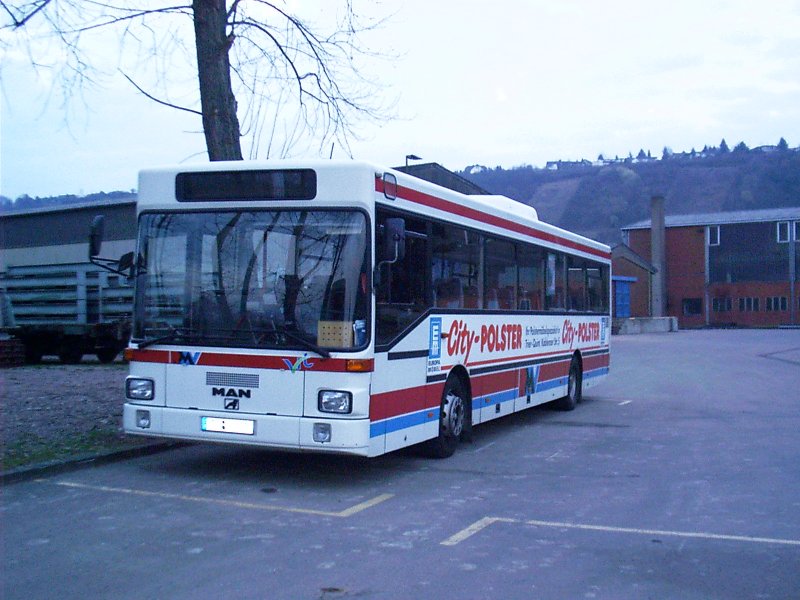 TR-V 997 steht im Betriebshof / Parkplatz in Konz.