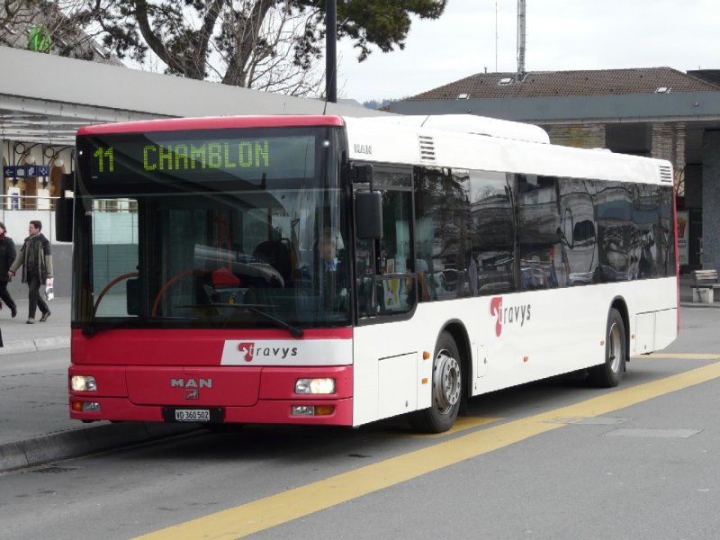 travys - MAN Bus VD 360502 eingeteilt auf der Linie 11  Chamblon beim Busbahnhof in Yverdon les Bains am 19.01.2008