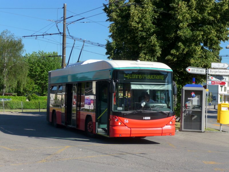 VB Biel - Hess-Swisstrolleybus BGT-N2C Nr.56 in der Trolleywendeschlaufe in Nidau am 13.06.2009