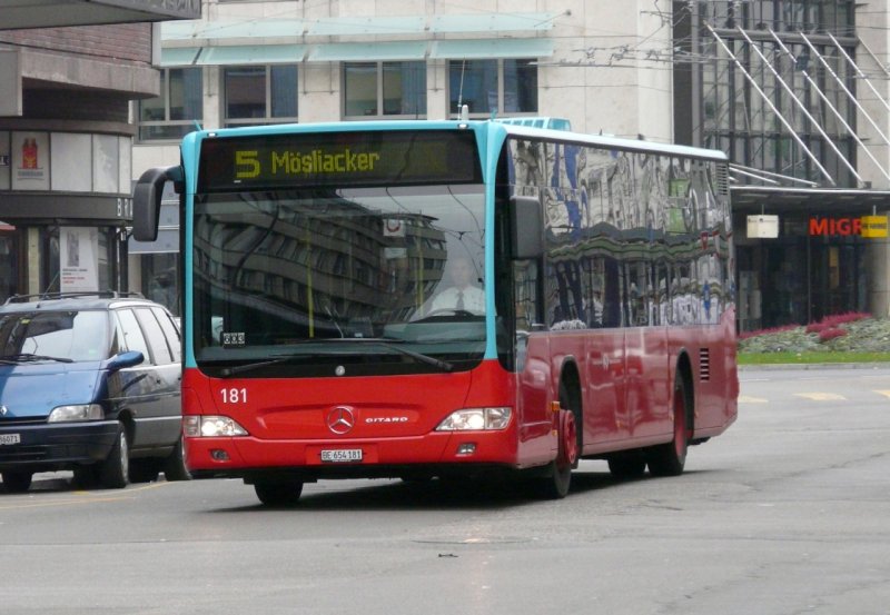 VB Biel - Mercedes Citaro Bus Nr.181  BE 654181 eingeteilt auf der Linie 5 unterwegs in Biel am 16.11.2008