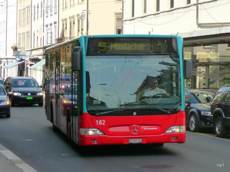 VB Biel - Mercedes Citaro Nr.182 BE 654182 unterwegs auf der Linie 5 in der Stadt Biel am 19.09.2009