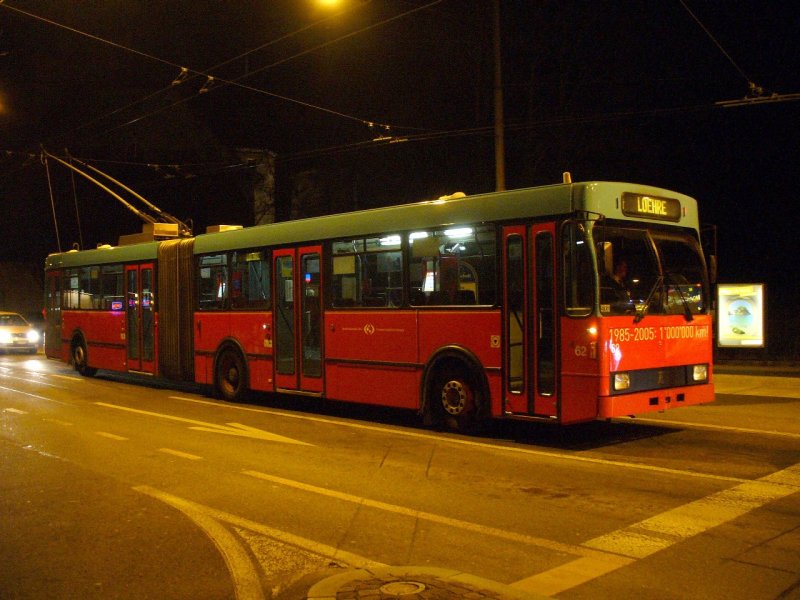 VB - Trolleybus Nr. 62 unterwegs in den Strassen von Nidau eingeteilt auf der Linie 4 LOEHRE am 18.02.2008 um 