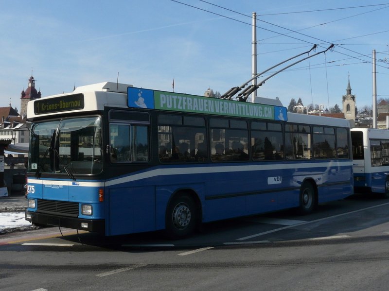 VBL - NAW-Hess Trolleybus Nr.275 unterwegs auf der Linie 1 in Luzern am 15.02.2009