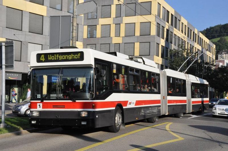 VBSG, St. Gallen Nr. 155 NAW/Hess-Doppelgelenktrolleybus am 8. September 2009 bei der Haltestelle Rosenbergstrasse.