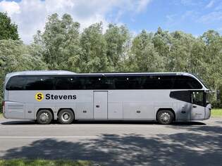 Neoplan Cityliner von Stevens Coach aus Deutschland in Plau am See am 23.05.2024