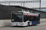 Mercedes Citaro Hybridbus, auf der Linie 612, wartet am 09.05.2025 an der Haltestelle beim Bahnhof Rothrist.
