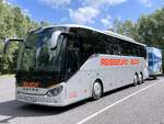Setra 516 HD von Buck's Reisen aus Deutschland mit Anh�nger in Plau am See am 11.07.2024