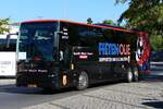 Van Hool EX17, ''South West Tours'' (NL), Berlin im September 2025.