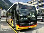 Der MB eCitaro '12128'  BE 610 539  der Postauto Regie Interlaken am 3.6.25 vor der Abfahrt in Interlaken West.