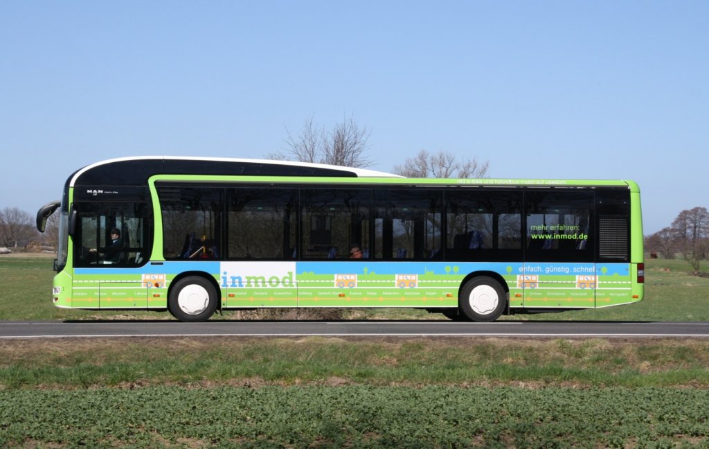 20.4.2013 Grke Usedom. MAN Hybrid Bus nach Anklam. (Bitte richtig einordnen falls falsch)