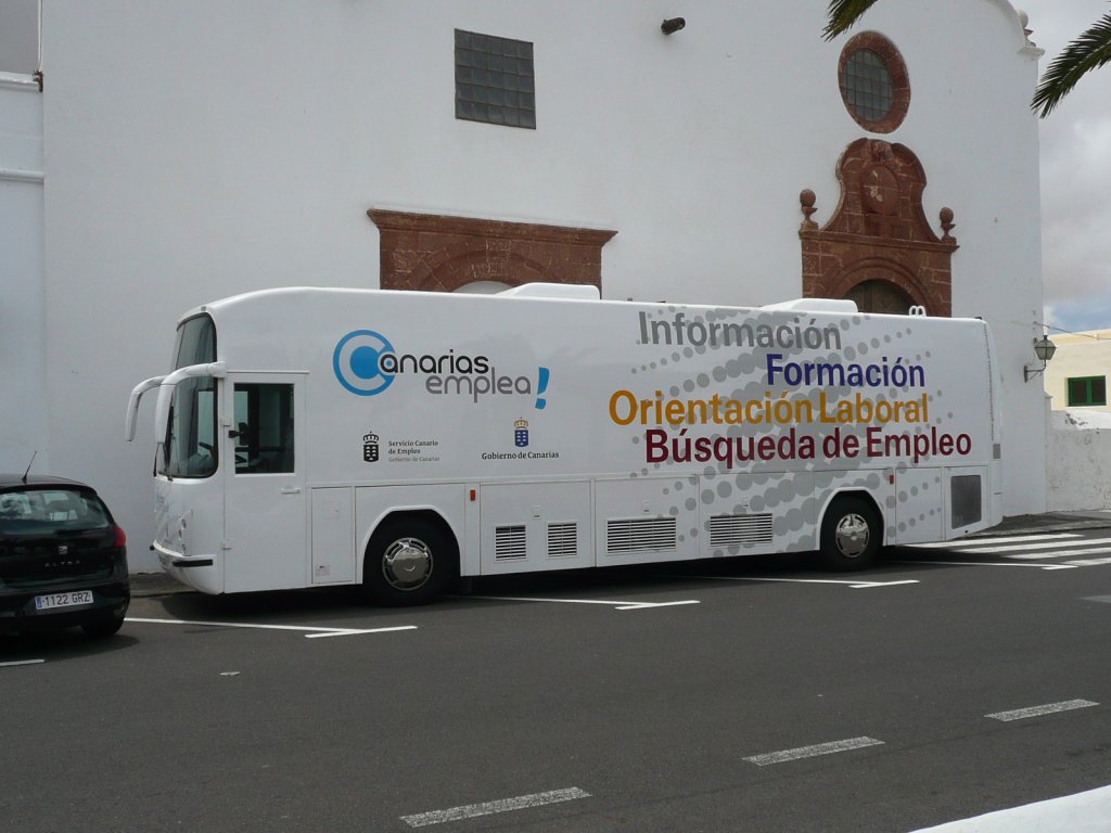 26.05.10,HISPANO(SCANIA?)als Kulturbus in Teguise auf Lanzarote/Kanaren.