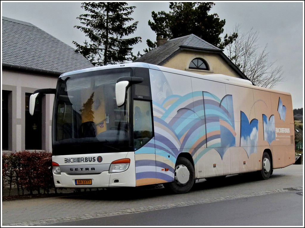 AA 3377) Ein als Bibliotheksbus umgebauter Setra S 415 Ul bedient in regelmssigen abstnden die kleineren Orte in Luxemburg um die Leseraten mit neuem Lesestoff zu versorgen. 14.02.2012 