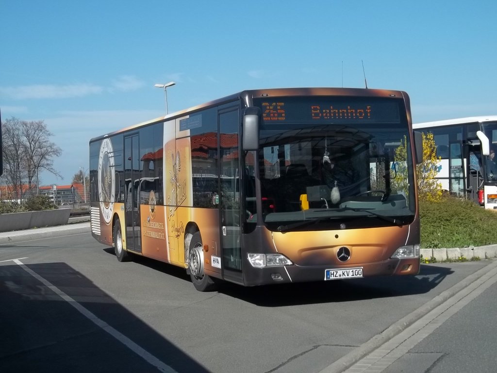 Am 8.4.2011 stand dieser Bus am Hauptbahnhof von Wernigerode