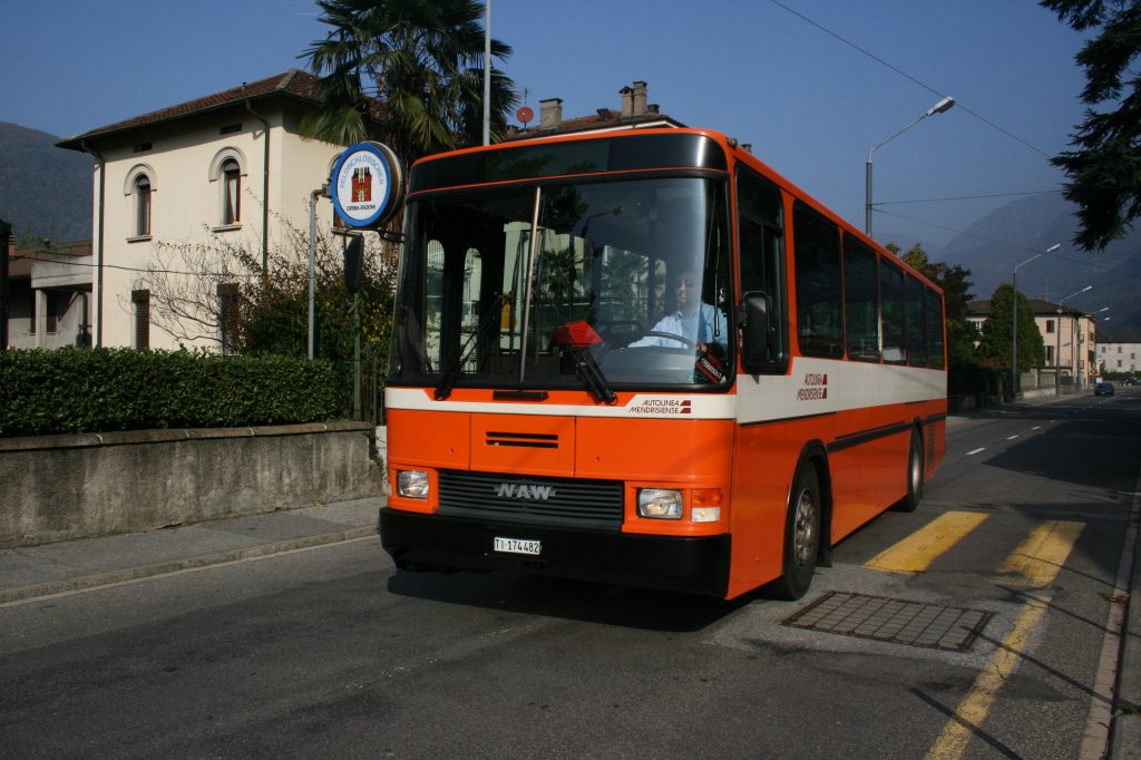 AMSA, Chiasso, Nr. 27 (TI 174'482, NAW/Hess BH4-23) am 30.10.2009 in Capolago.