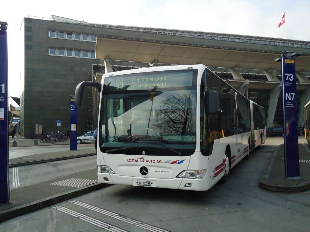 ARAG Ruswil - Nr. 16/LU 142'595 - Mercedes Citaro am 11. März 2011 beim Bahnhof Luzern