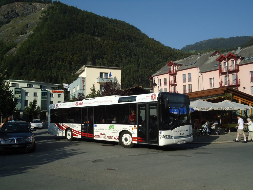 ARAG Ruswil - Nr. 3/LU 15'036 - Solaris am 21. August 2011 beim Bahnhof Meiringen