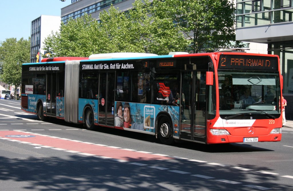 ASEAG 223 (AC L 356) macht Werbung fr Stawag.
Aachen Bushof, 4.6.2010.