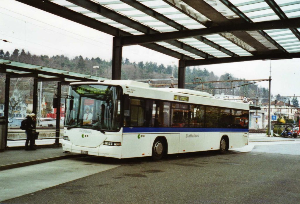 ATE Bus, Effretikon Nr. 48/ZH 413'480 Scania/Hess am 14. April 2010 Effretikon, Bahnhof