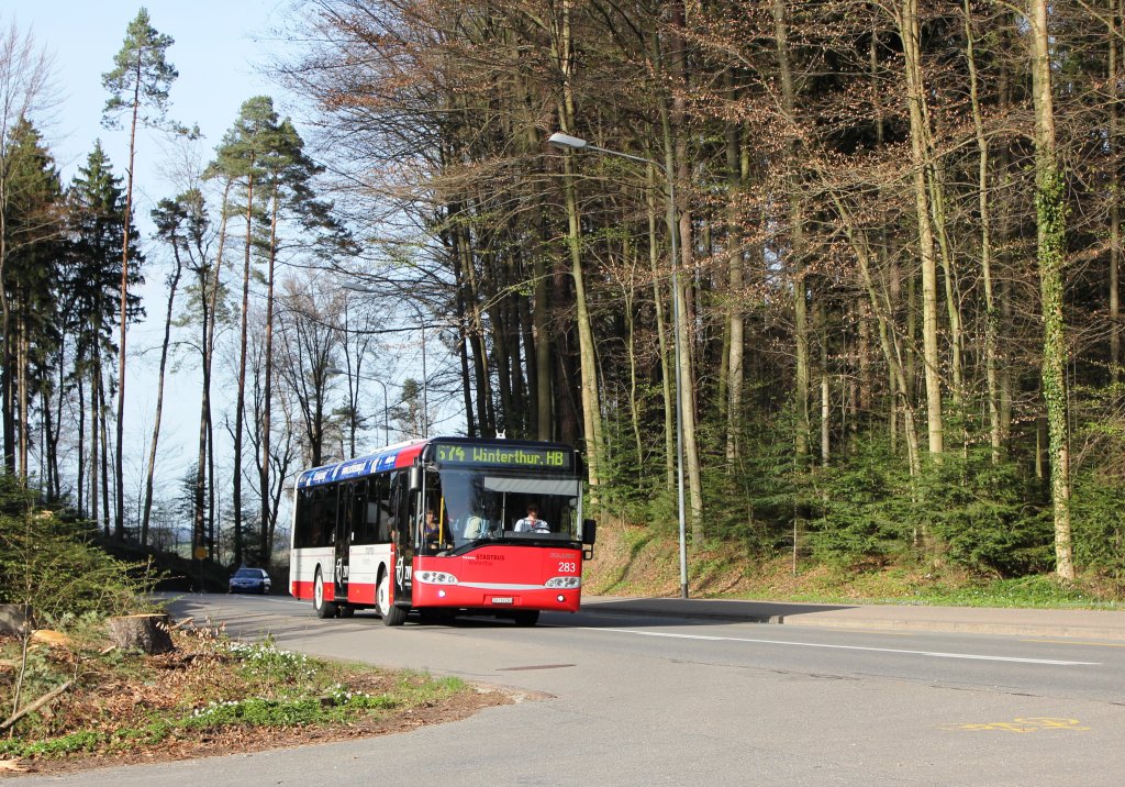 Auf der  Passhhe  des Amelenbergs zwischen Winterthur und Seuzach entstand diese Aufnahme von Wagen 283, unterwegs ebenfalls auf der neuen Linie Richtung Winterthur. 7.4.2011. 