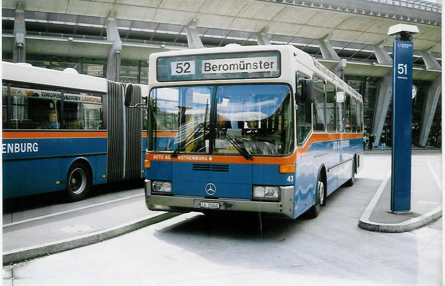 Aus dem Archiv: AAGR Rothenburg Nr. 43/LU 15'040 Mercedes/Hess O 405 am 16. April 1998 Luzern, Bahnhof