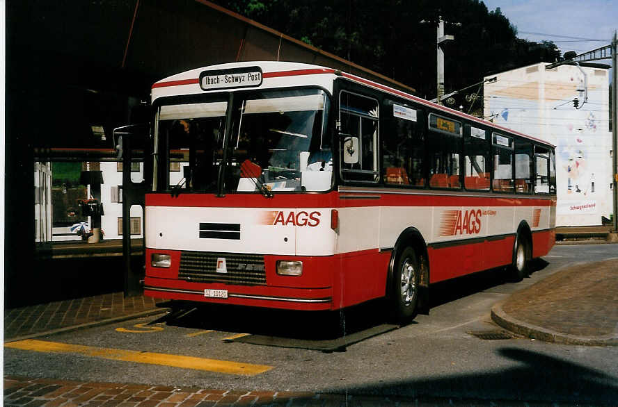 Aus dem Archiv: AAGS Schwyz Nr. 20/SZ 10'120 FBW/R&J am 19. Juli 1999 Schwyz, Bahnhof