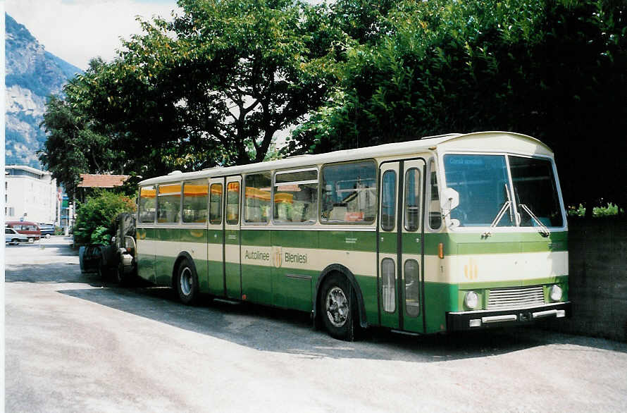 Aus dem Archiv: ABI Biasca - Nr. 1 - FBW/Tscher am 13. Juli 1998 in Biasca, Garage