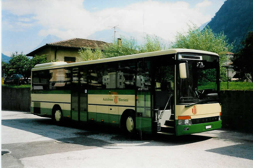 Aus dem Archiv: ABI Biasca - Nr. 1/TI 102'651 - Setra am 13. Juli 1998 in Biasca, Garage