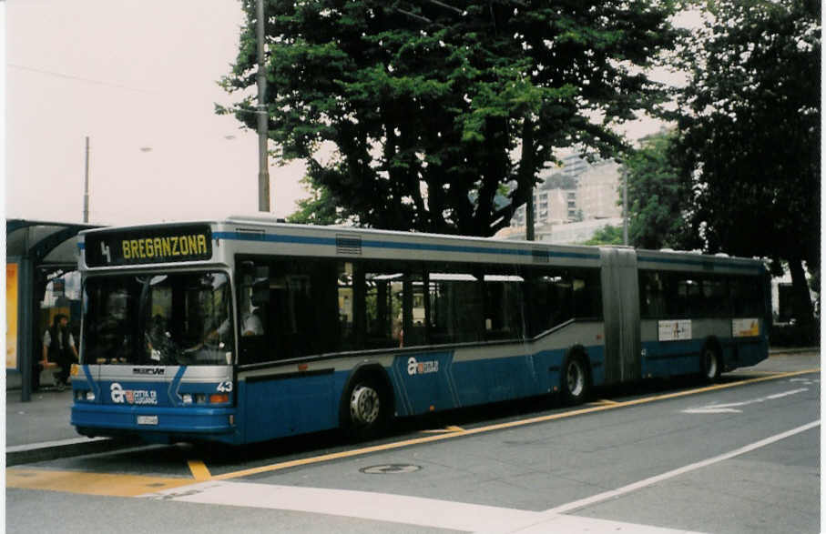 Aus dem Archiv: ACT Lugano - Nr. 43/TI 171'466 - Neoplan am 13. Juli 1998 in Lugano, Piazza Manzoni
