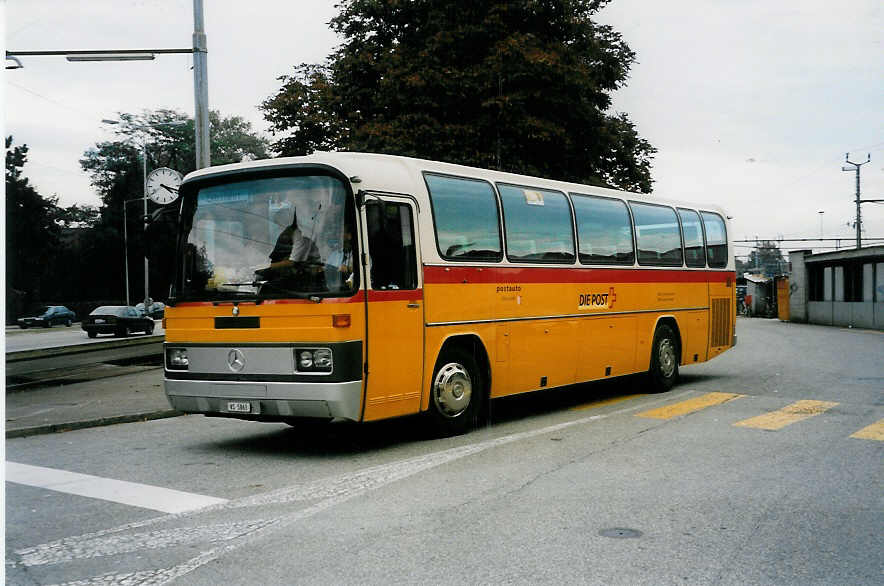 Aus dem Archiv: Anthamatten, Saas-Almagell - VS 5863 - Mercedes O 303 am 19. September 1999 beim Bahnhof Solothurn