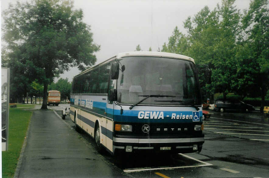Aus dem Archiv: GEWA, Balsthal SO 64'987 Setra am 14. Juni 1997 Thun, Lachen